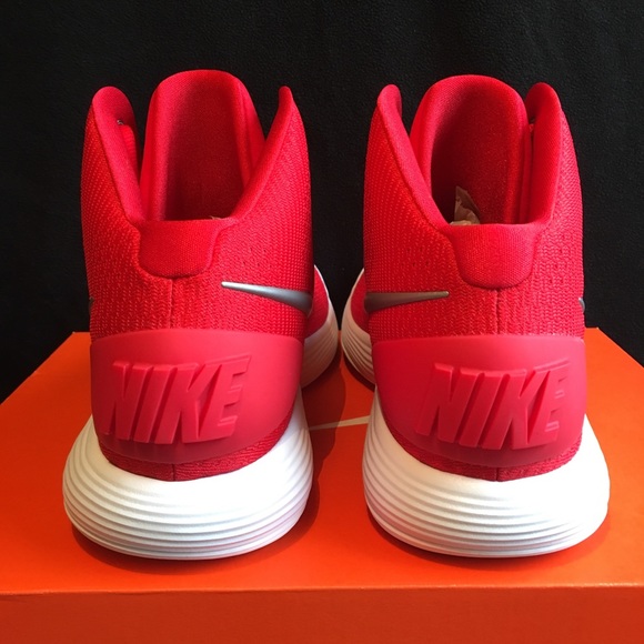 Nike Hyperdunk “University Red” NWOT - Picture 2 of 6